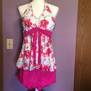 NWT Bright Halter 2-Piece Tankini